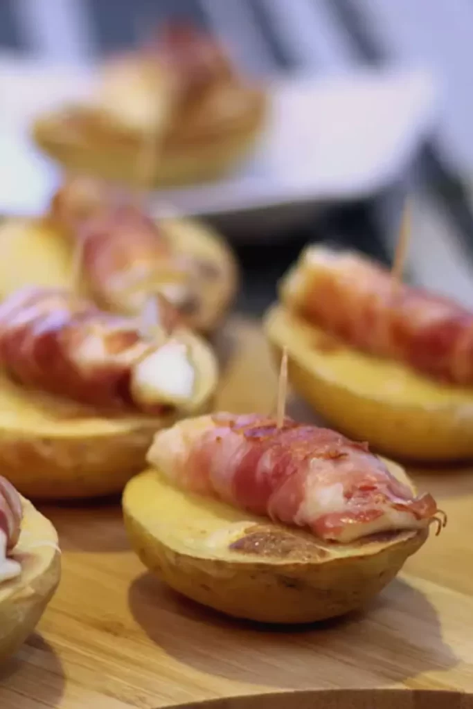 How to Make Potatoes with Bacon