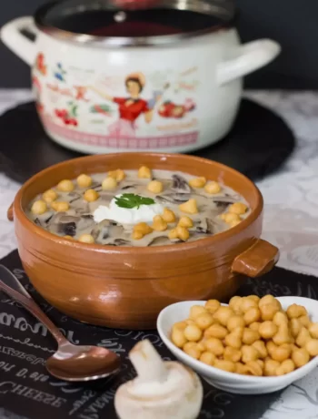 How to Make Cream of Mushroom Soup