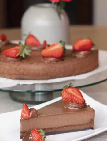 How to Make Gluten-Free Chocolate Cake