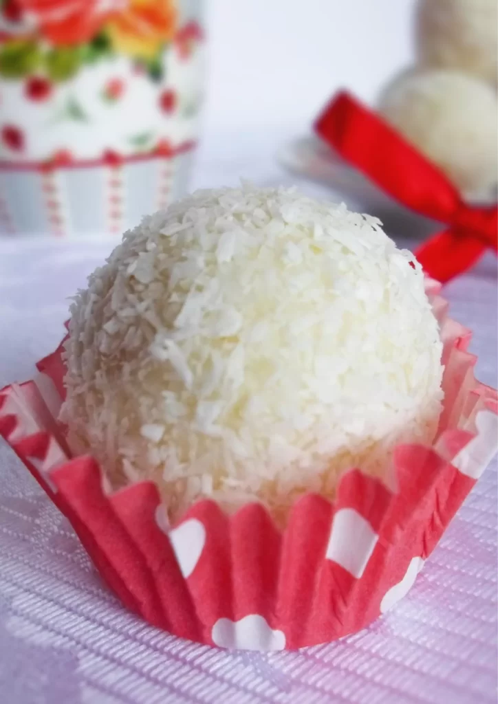 How to Make Raffaello Balls - Queens Recipes