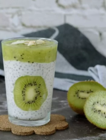 Light, and delicious Coconut Chia Pudding with Kiwi