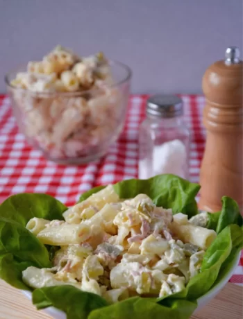 How to Make Salad with Macaroni