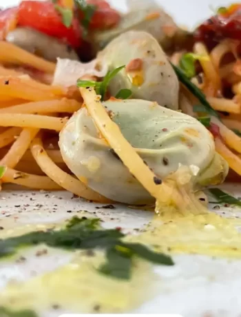 How to Make Pasta with Beans and Garlic